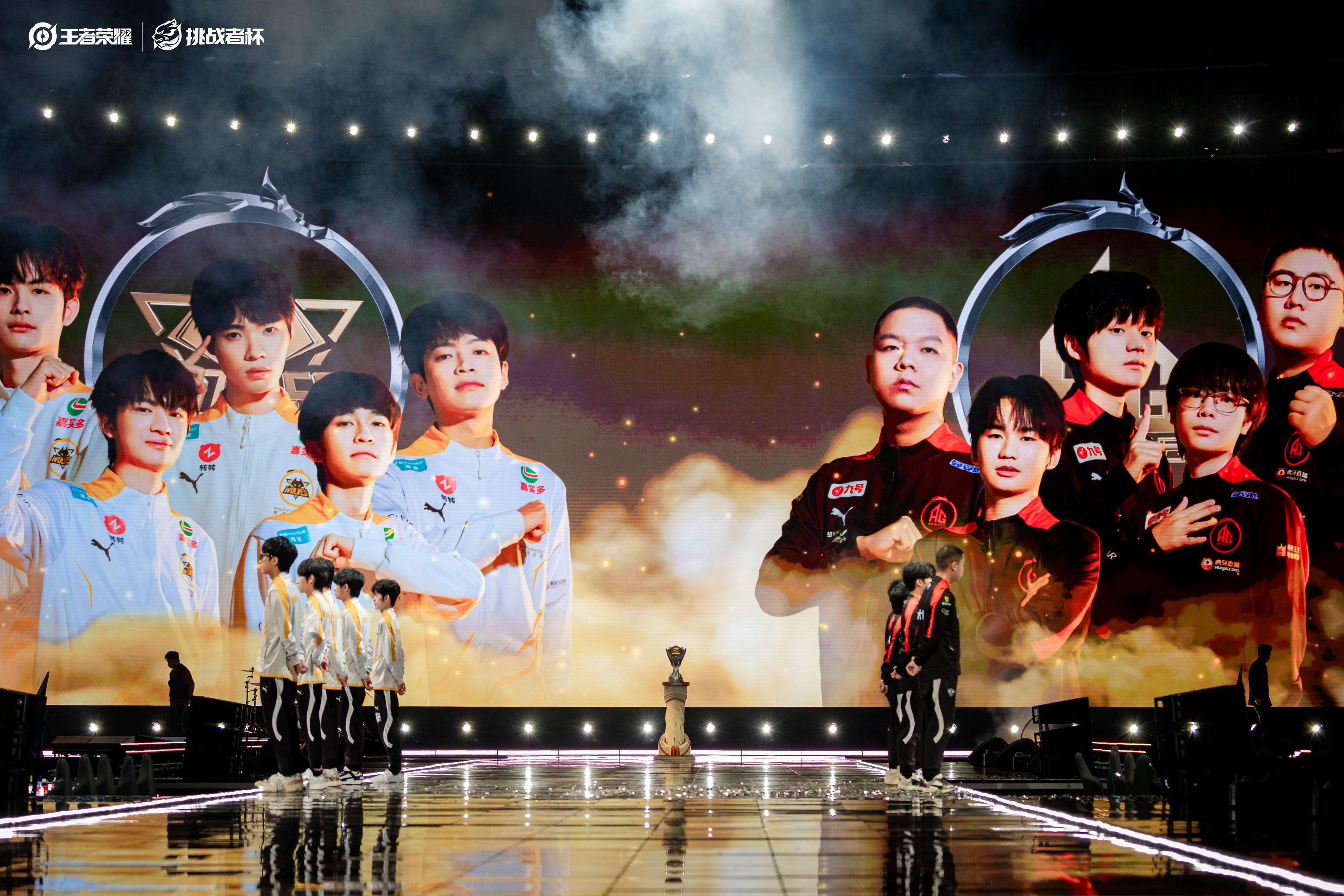 九游下载-关于巅峰对决：成都与上海上演超级足球盛宴的信息